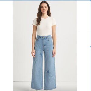 A & F Social Tourist SZ 27/5R Ultra High Rise Baggy Wide Leg Heart Patch Jeans